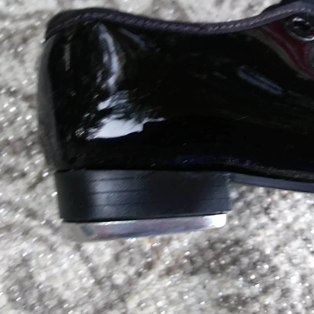 Capezio Adorable Toddler Black Patent Tap Shoes Sz 8.5